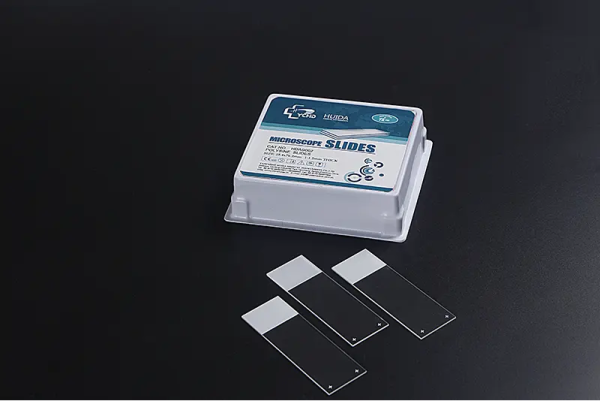 Стекло предметное 75*25*1,1мм,Адгезив-Поли-L-лизин,шлиф.край,полоса д/записи,ШТ.(50шт/уп) Янченг